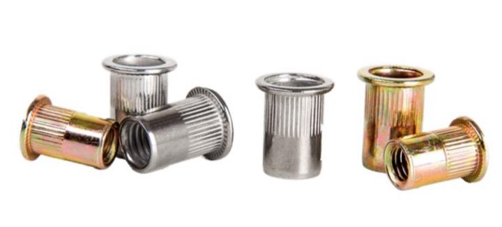 Rivet nut with flat head